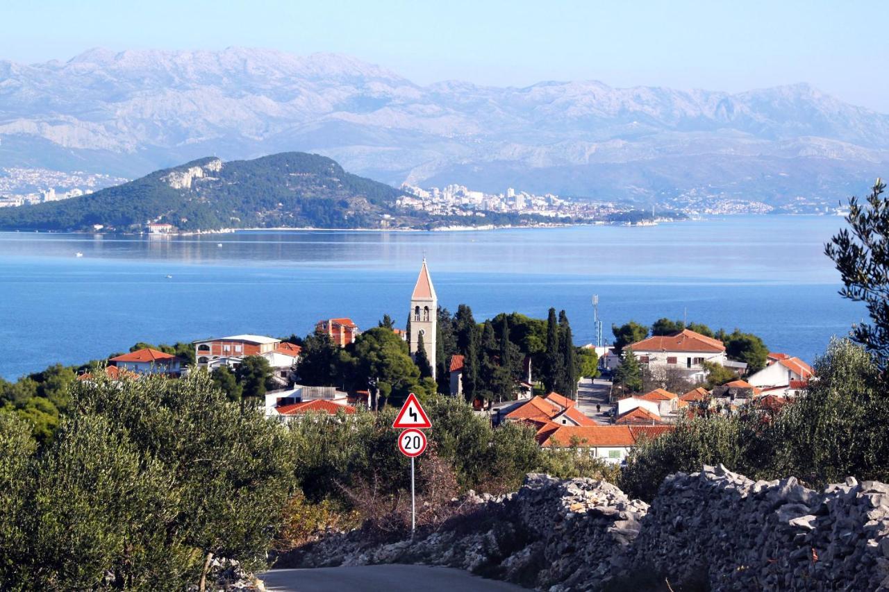 Apartments By The Sea Slatine, Ciovo - 10435 Экстерьер фото